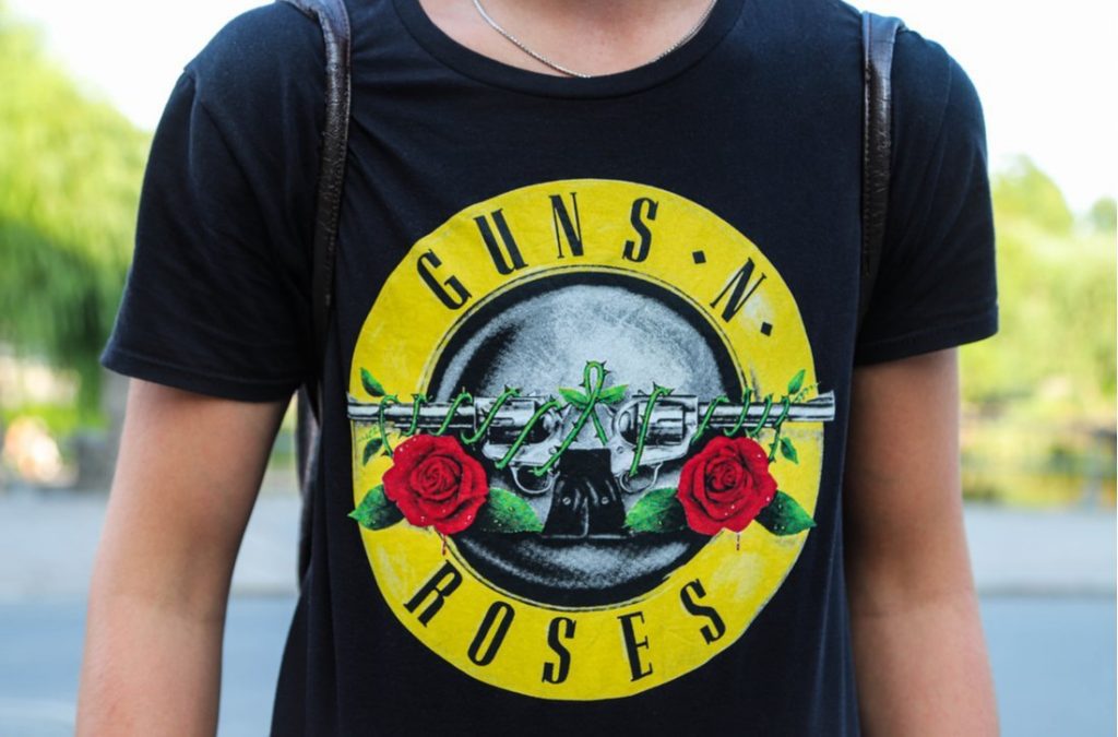 Guns n Roses logo on shirt